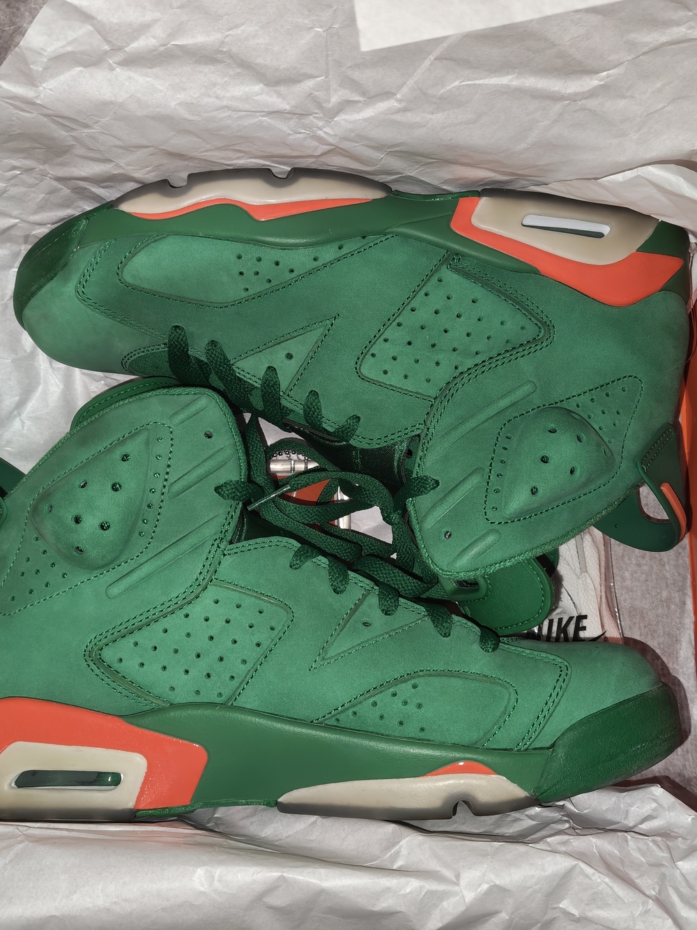 Jordan Men’s Green and Orange Retro Basketball Sneakers